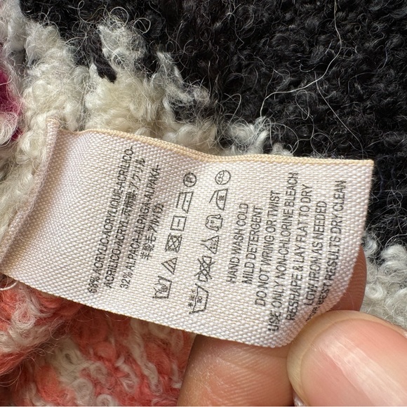 Free People Women’s colorful pullover sweater NWT (Medium) - Picture 5 of 6